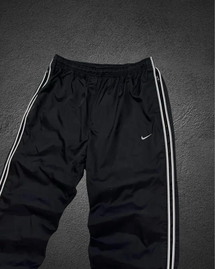 NIKE TECH TRACKPANTS - Black